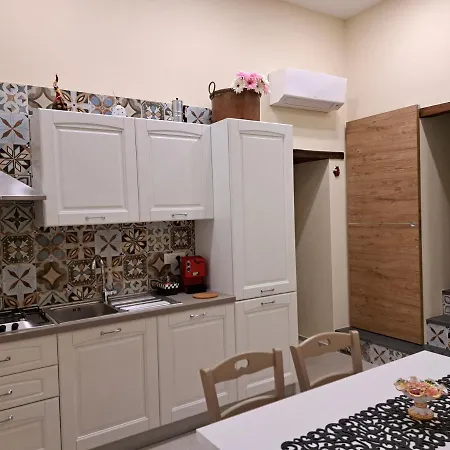 Dimora Lazzarella * Naples